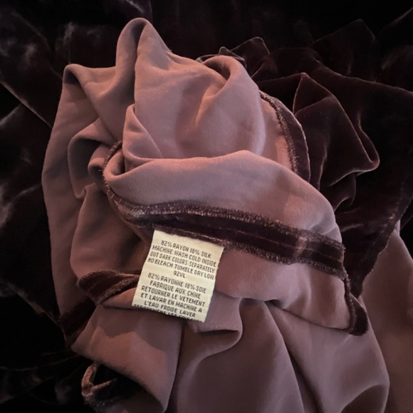 Eileen Fisher Velvet Dress (silk blend, size M) - Picture 4 of 4